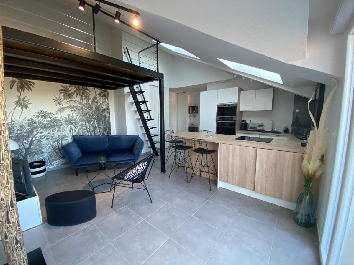 Appart & Fleurinoise Balcon Ascenseur Climatisation Fleurieux-sur-lʼArbresle Zewnętrze zdjęcie